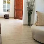Cernicalo House - Peaceful Terrace Home, Ideal to Explore Lanzarote *