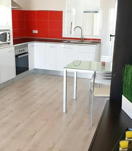 Cernicalo House - Peaceful Terrace Home, Ideal to Explore Lanzarote Apartamento Nazaret