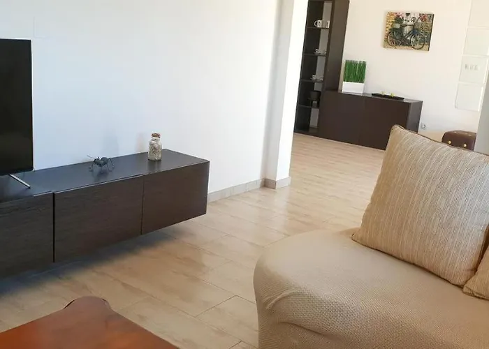 Cernicalo House - Peaceful Terrace Home, Ideal to Explore Lanzarote Apartamento